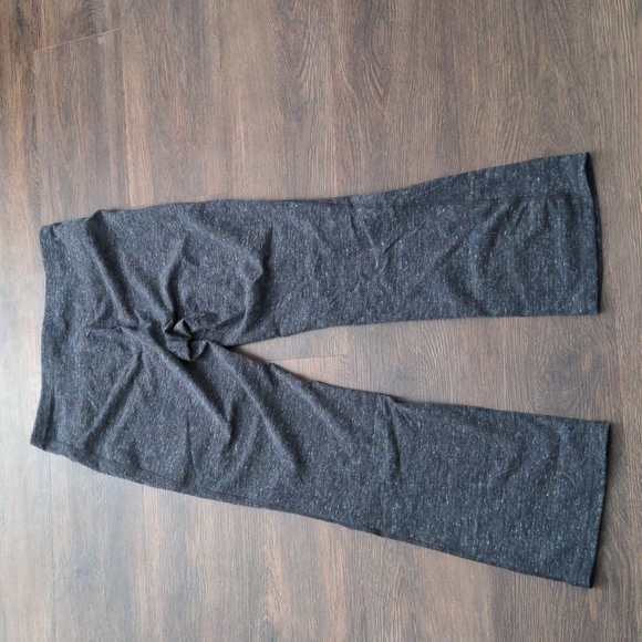 Athletic Works Gray Womans Leggings Size Small (4-6) Petite - Picture 4 of 4